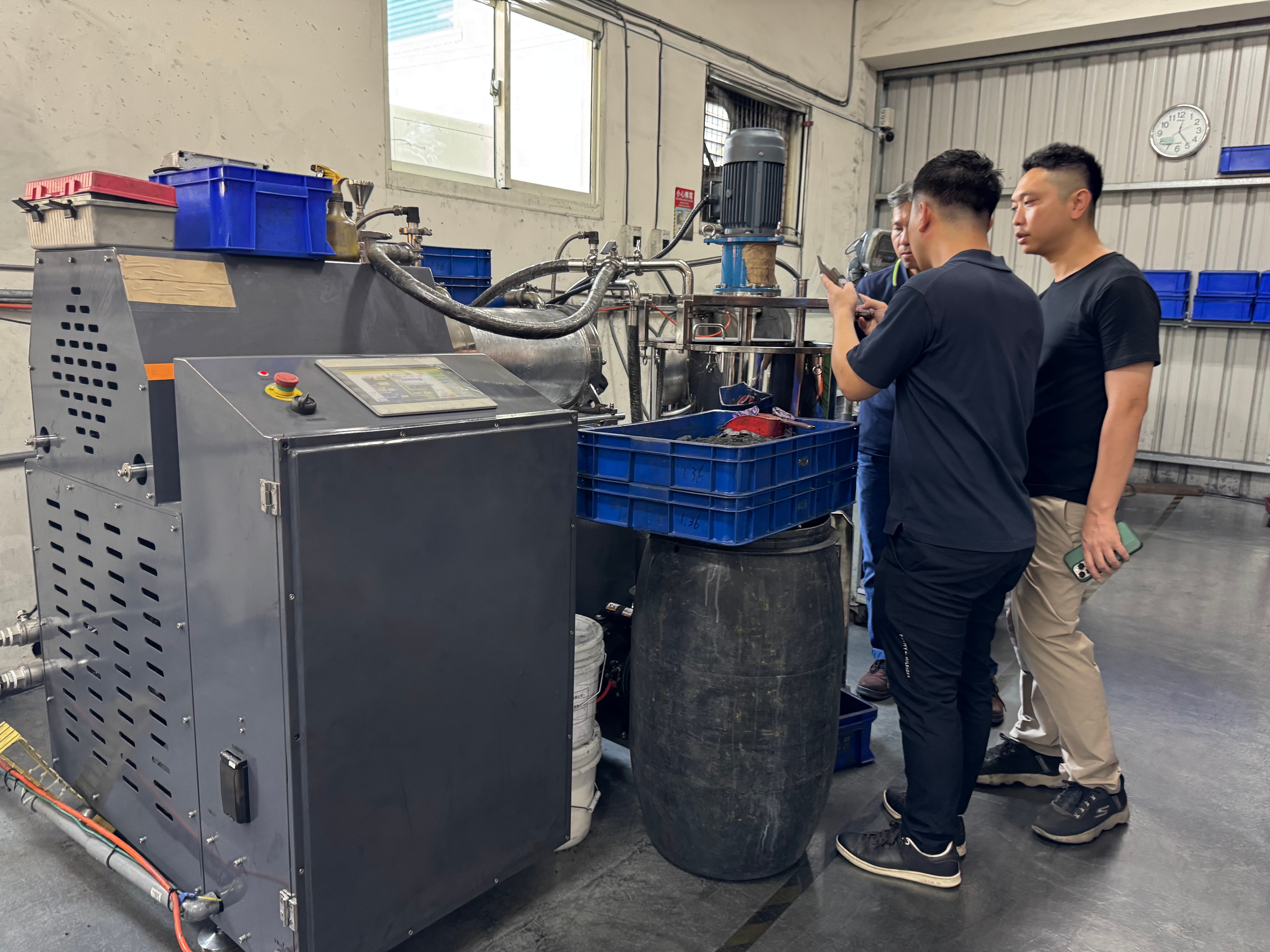 グラフェン研究の様子