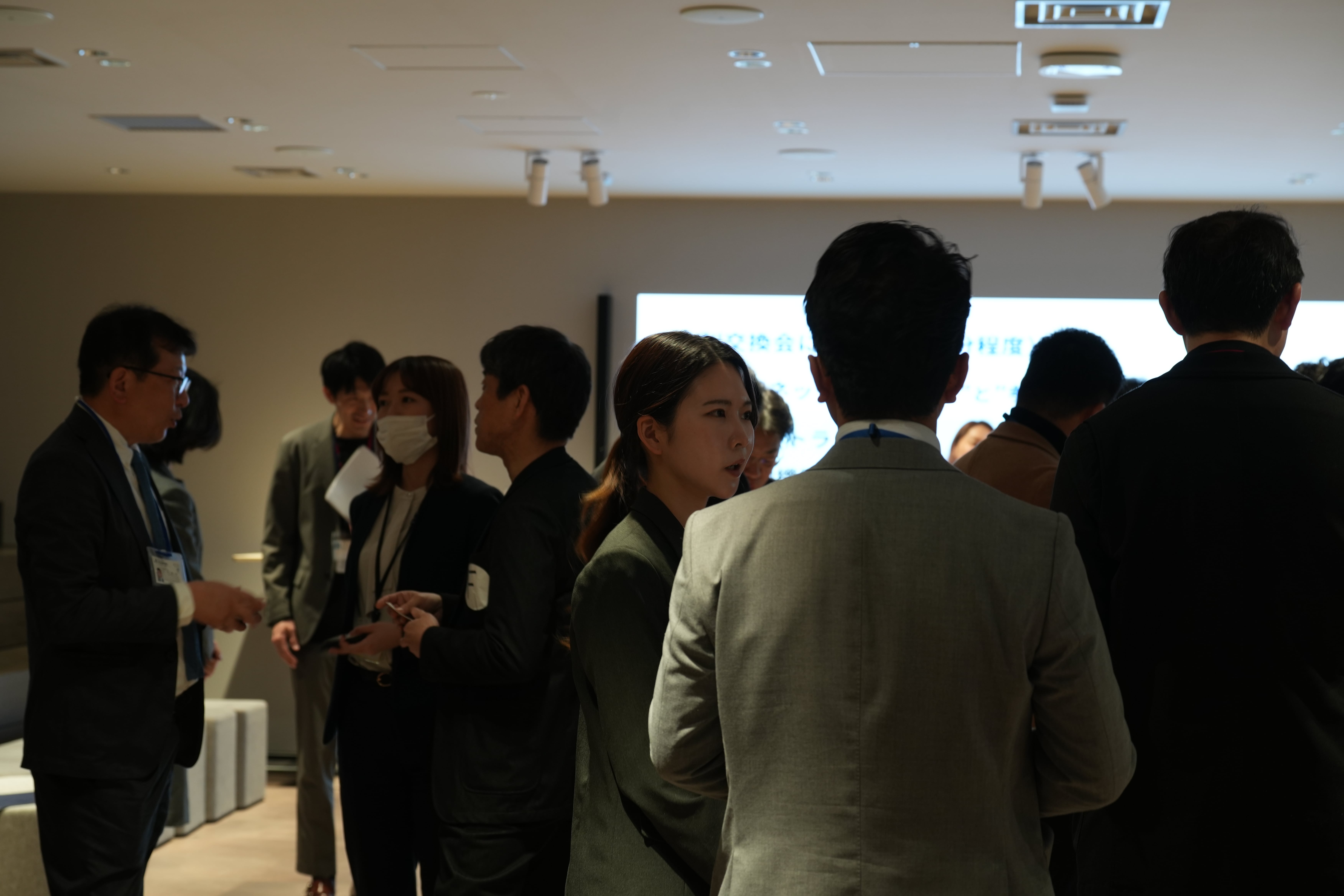 ピッチ終了後には事業者と支援者の交流促進を実施